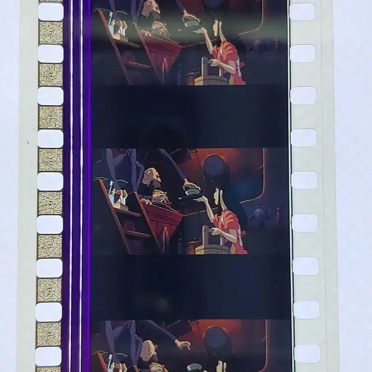 [BUNJANG] Studio Ghibli Spirited Away Film Cut Set / 센과 치히로의 행방불명 영화필름컷 6프레임 3매 (F-9)