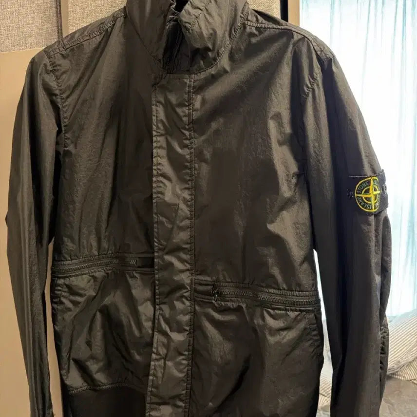 [BUNJANG] Stone Island Crinkle Reps Windbreaker / 스톤아일랜드 크링크랩스 바람막이