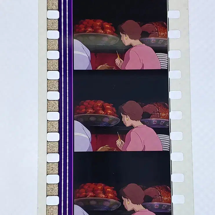 [BUNJANG] Studio Ghibli Spirited Away Film Cut Set / 센과 치히로의 행방불명 영화필름컷 6프레임 3매 (F-11)