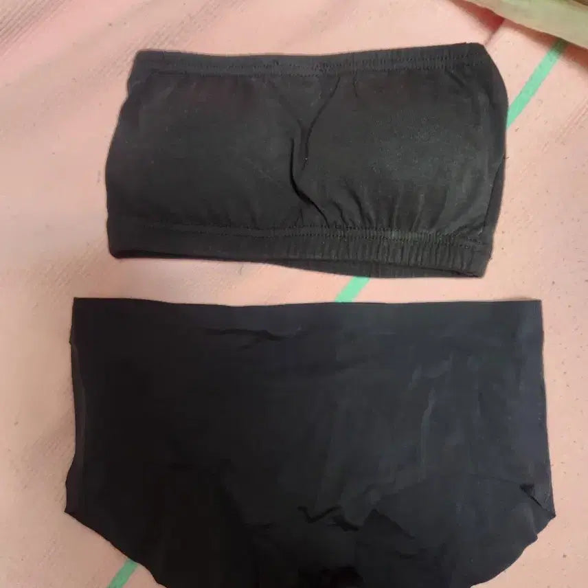 [BUNJANG] Black Bra Top and Panty Set / 블랙 브라탑 + 삼각팬티 세트