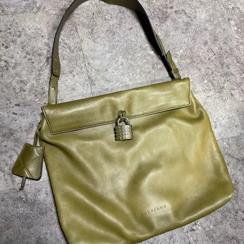 [BUNJANG] Burberry Shoulder Bag / 버버리 숄더백
