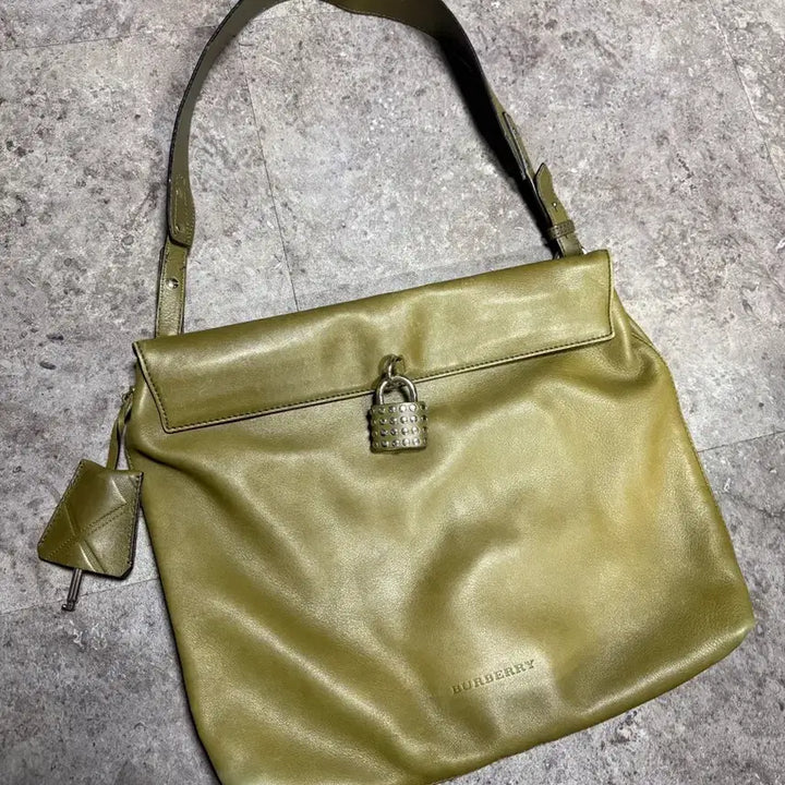 [BUNJANG] Burberry Shoulder Bag / 버버리 숄더백