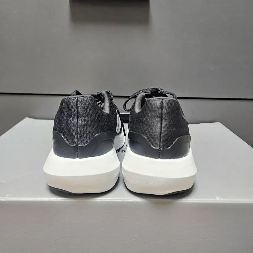 [BUNJANG] Adidas Runfalcon Black Running Shoes / 230아디다스 런팔콘  블랙 런닝화  -730