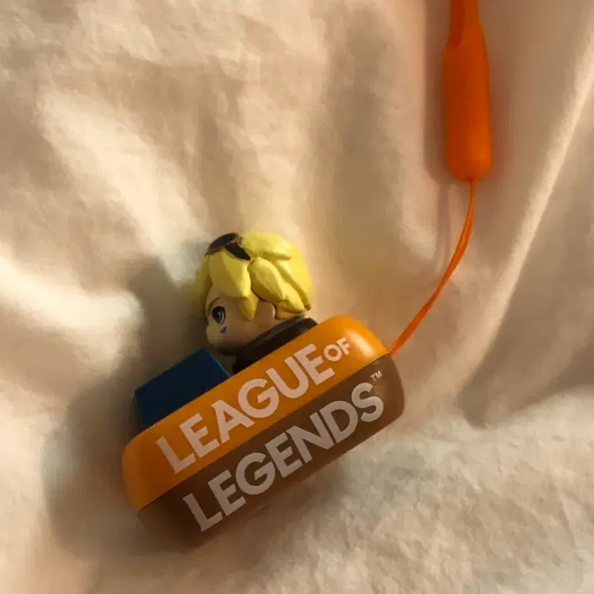 [BUNJANG] League of Legends Ezreal Keycap Keychain / 이즈리얼 키캡 키링