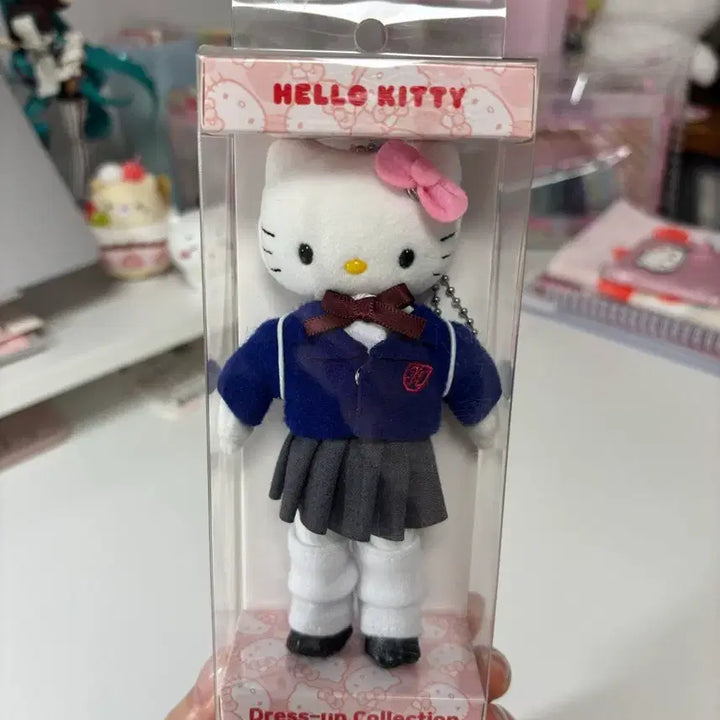 [BUNJANG] Hello Kitty 50th Anniversary Dress Up Kitty Doll (School Uniform) / 헬로키티 50주년 드레스업 키티 인형 (교복)