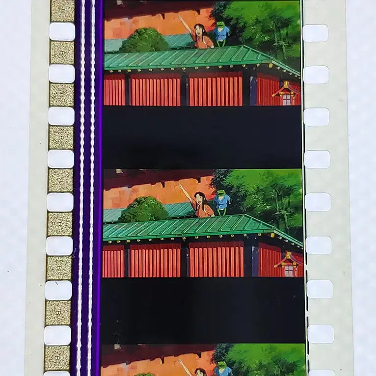 [BUNJANG] Studio Ghibli Spirited Away Film Cut 6-Frame Set / 센과 치히로의 행방불명 영화필름컷 6프레임 3매 (F-17)