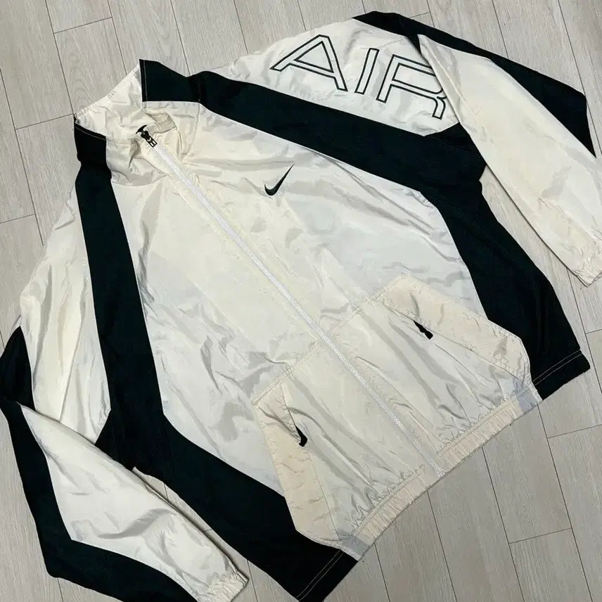 [BUNJANG] Nike 90s Big Swoosh Windbreaker Track Jacket L / 90s 나이키 빅스우시 윈드브레이커 트랙탑 L사이즈