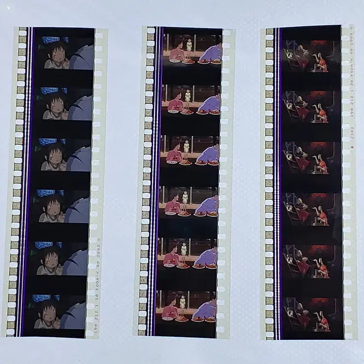 [BUNJANG] Studio Ghibli Spirited Away Film Cut Set / 센과 치히로의 행방불명 영화필름컷 6프레임 3매 (F-19)