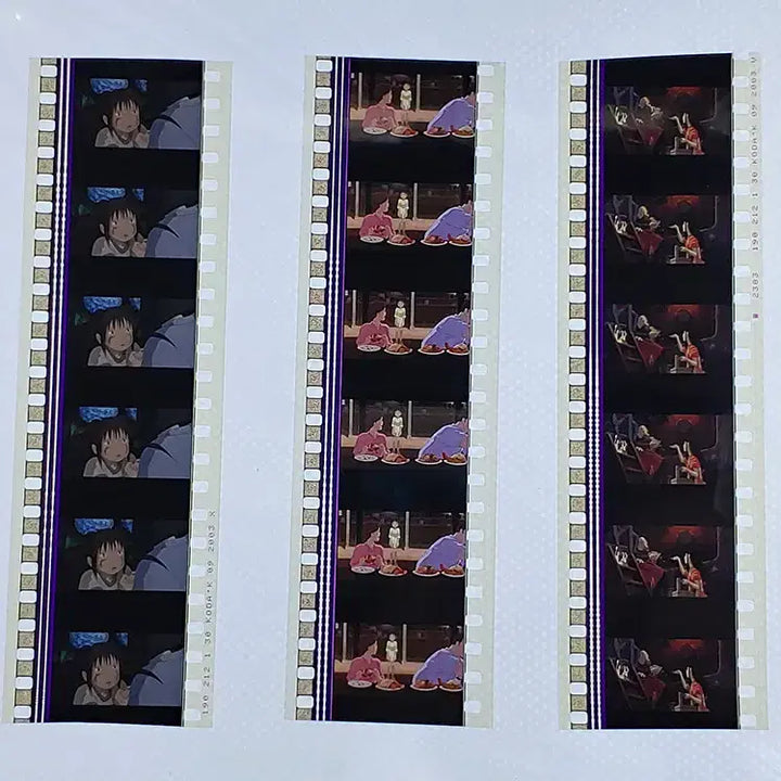 [BUNJANG] Studio Ghibli Spirited Away Film Cut Set / 센과 치히로의 행방불명 영화필름컷 6프레임 3매 (F-19)