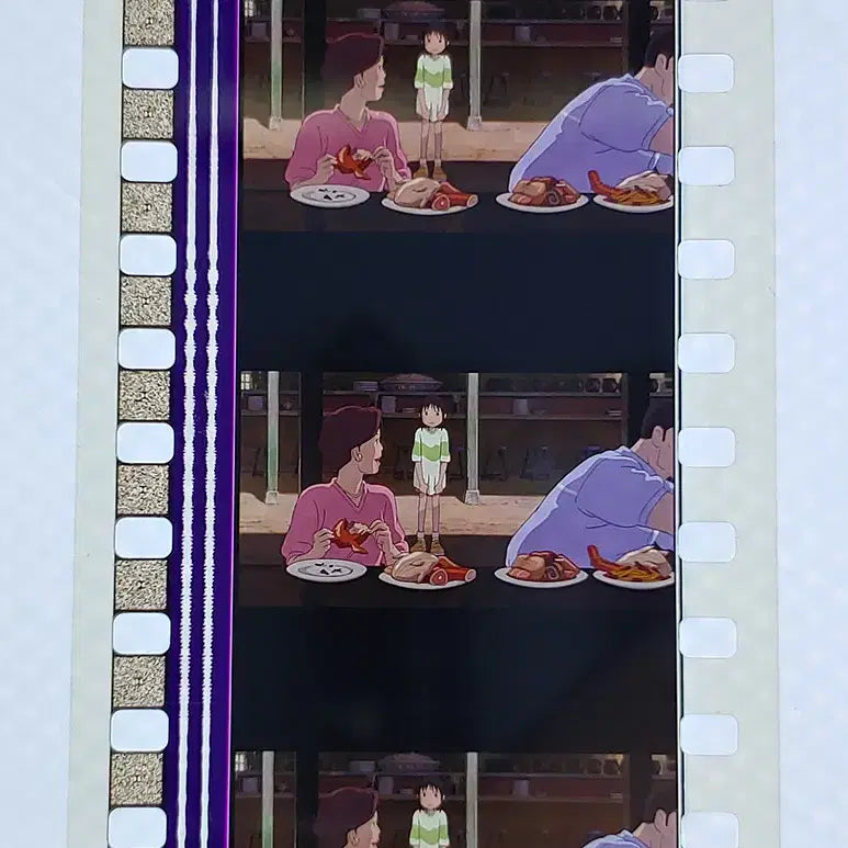 [BUNJANG] Studio Ghibli Spirited Away Film Cut Set / 센과 치히로의 행방불명 영화필름컷 6프레임 3매 (F-19)