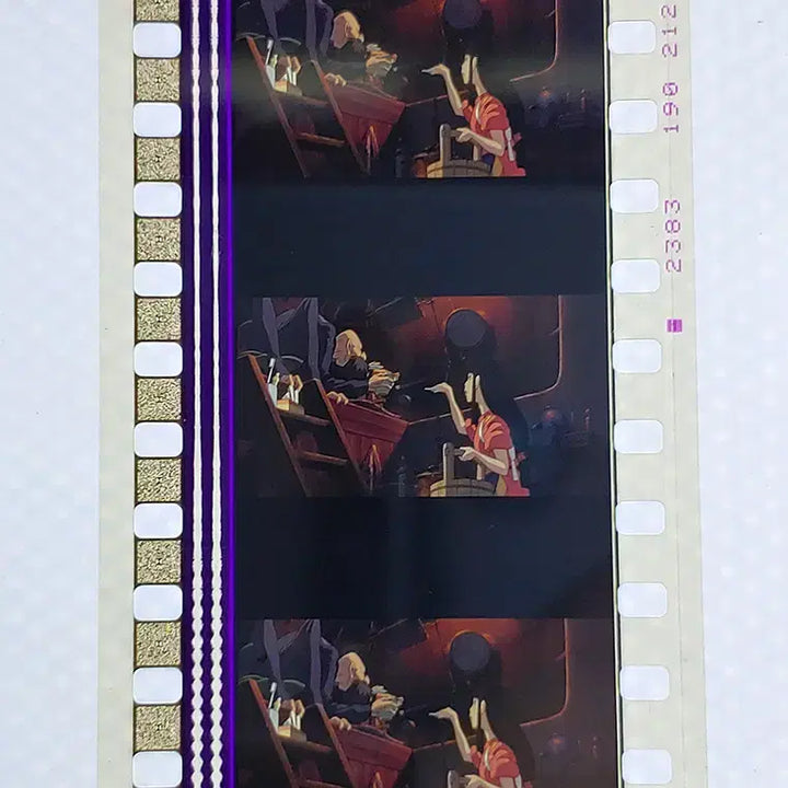 [BUNJANG] Studio Ghibli Spirited Away Film Cut Set / 센과 치히로의 행방불명 영화필름컷 6프레임 3매 (F-19)