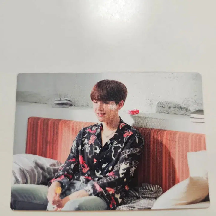 [BUNJANG] BTS Suga HYYH Art Toy + Photocard Set / 방탄소년단 SUGA 윤기 화양연화 아트토이+포카