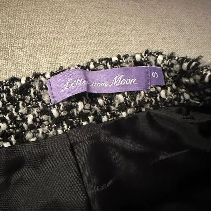 [BUNJANG] Letre Frommoon Tweed Shorts / 레떼프롬문 트위드 반바지