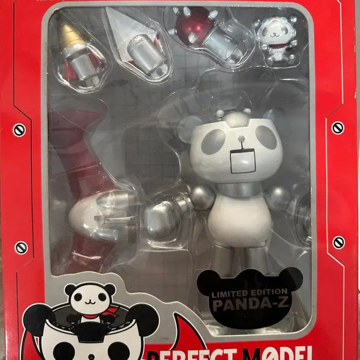 [BUNJANG] MegaHouse Panda Z Perfect Model Limited Edition Figure / 미개봉 메가하우스 한정판 판다 Z 퍼펙트모델