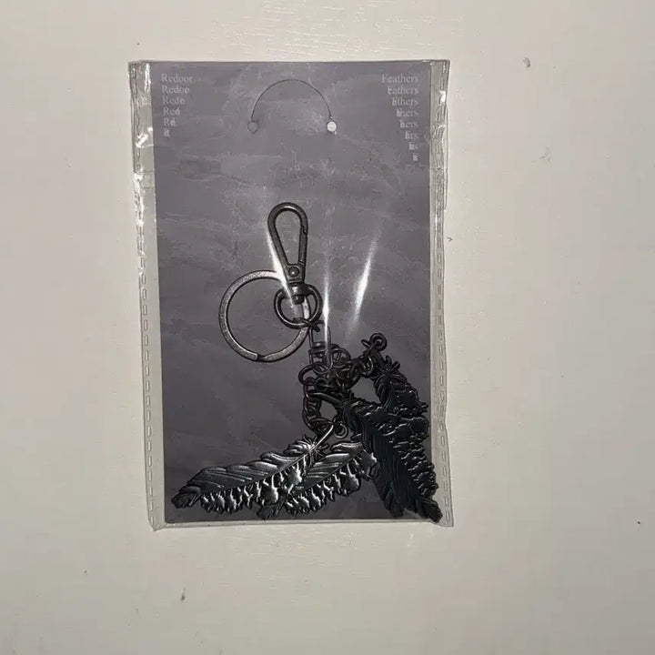[BUNJANG] Lidoir FEATHERS Metal Keyring / 리도어 FEATHERS metal keyring