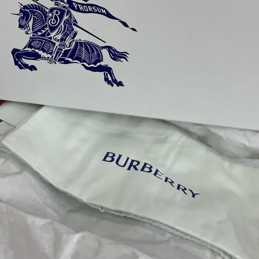 [BUNJANG] Burberry White Low-Top Trainers Sneakers Size 37 / 버버리 운동화