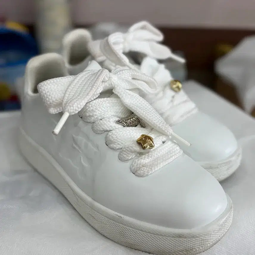 [BUNJANG] Burberry White Low-Top Trainers Sneakers Size 37 / 버버리 운동화