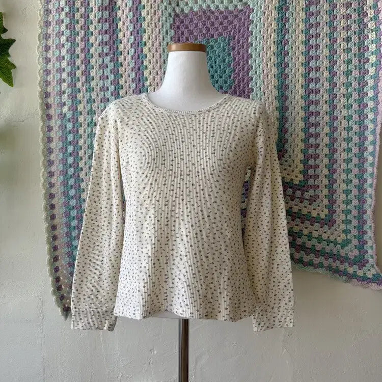 [BUNJANG] Selni Vintage Floral Waffle T-Shirt / 셀니빈티지 잔꽃 와플 티셔츠