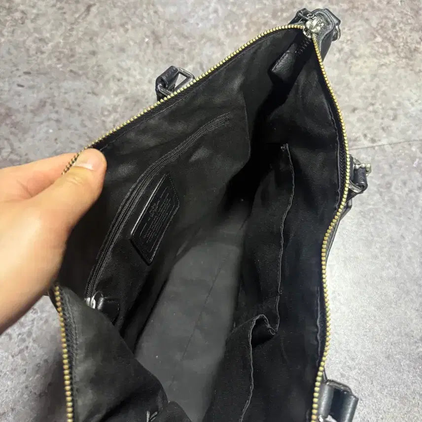 [SOLD OUT] 코치 블랙 레더 토트백 숄더백