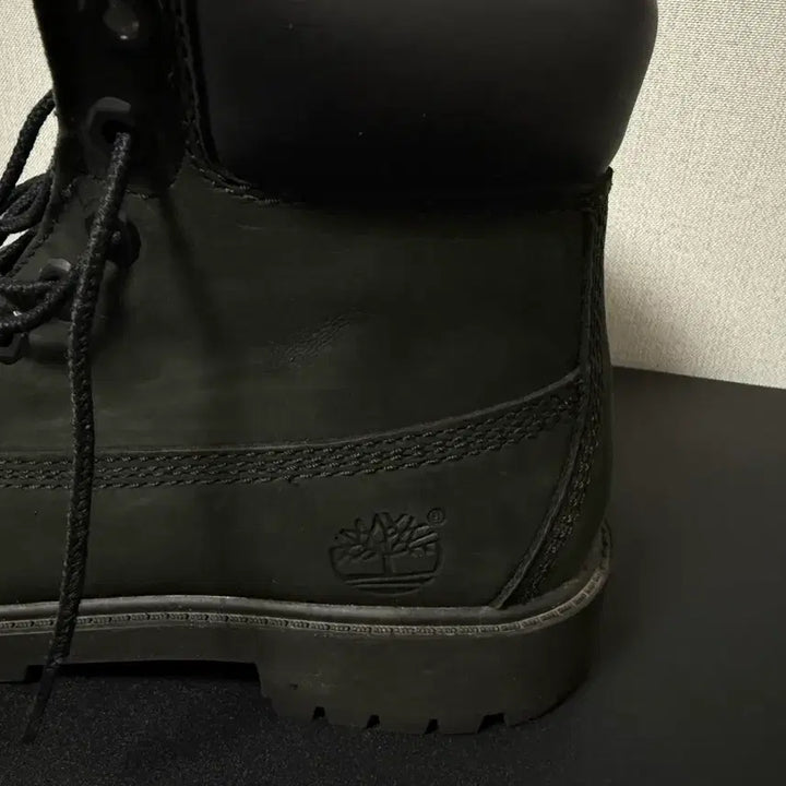 [BUNJANG] Timberland 6-Inch Premium Boots Black Nubuck 220mm / 팀버랜드 6인치 프리미엄 부츠 블랙 누벅 220mm