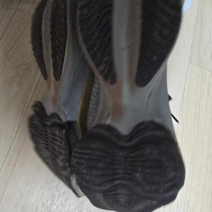 [BUNJANG] Nike Air Zoom Tempo Next% Running Shoes / 나이키 250 운동화 회색/검정 골드 포인트 에어줌