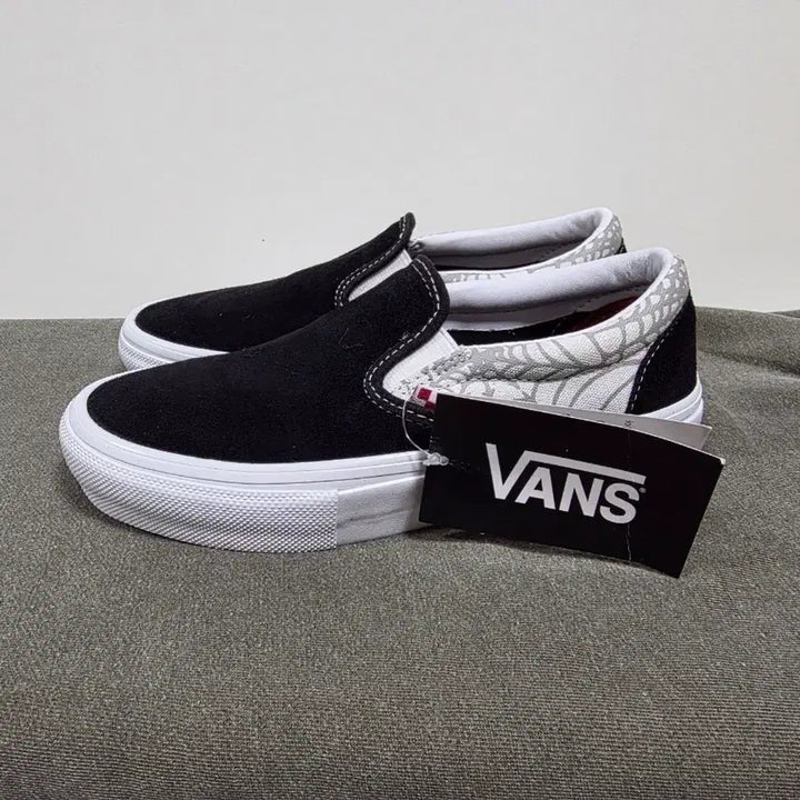 [BUNJANG] Vans Mn Skate Slip-On Shoes (220mm) / 반스 Mn 스케이트 슬립온 [220mm]