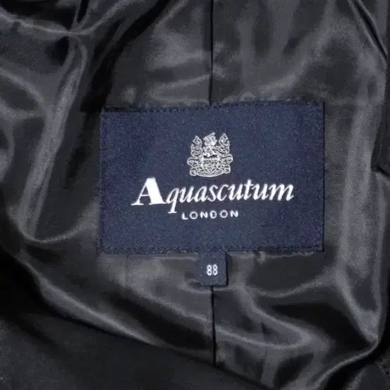 [BUNJANG] Aquascutum London Black Trench Coat / Aquascutum LONDON 트렌치 블랙 코트 88