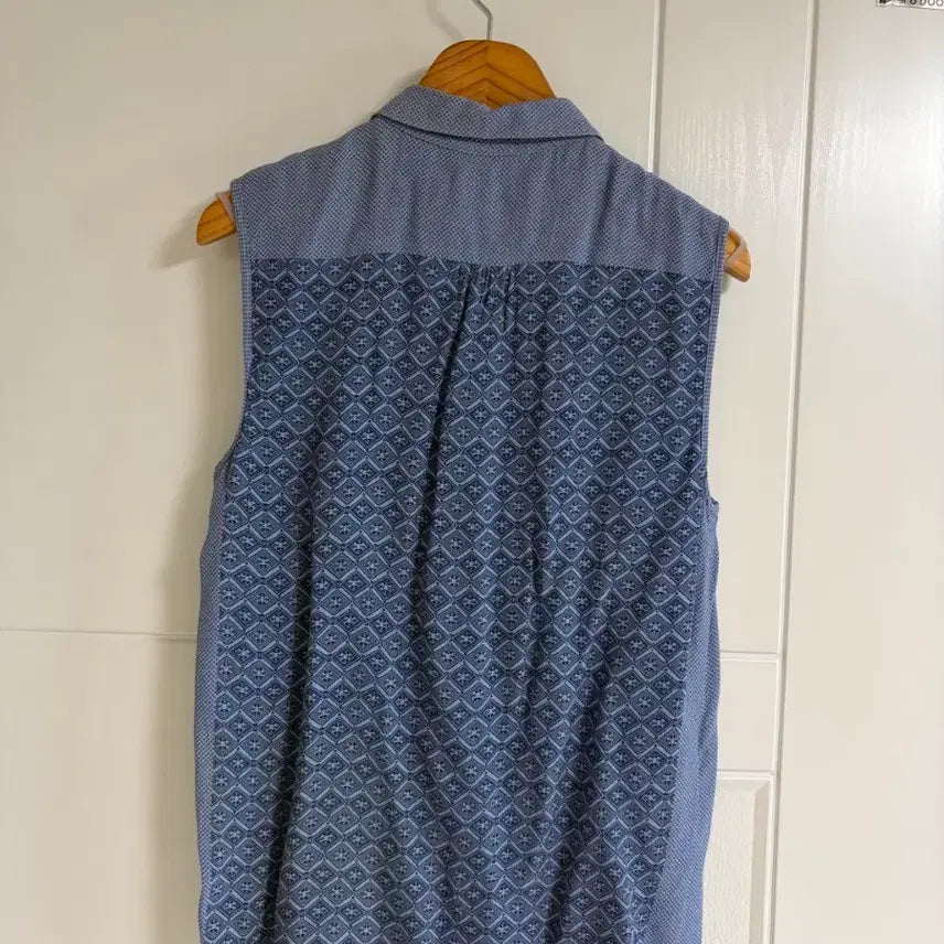 [BUNJANG] Vintage Blue Viscose Summer Blouse / (일본 수입 빈티지)나시 블라우스 셔츠 블루 비스코스 여름
