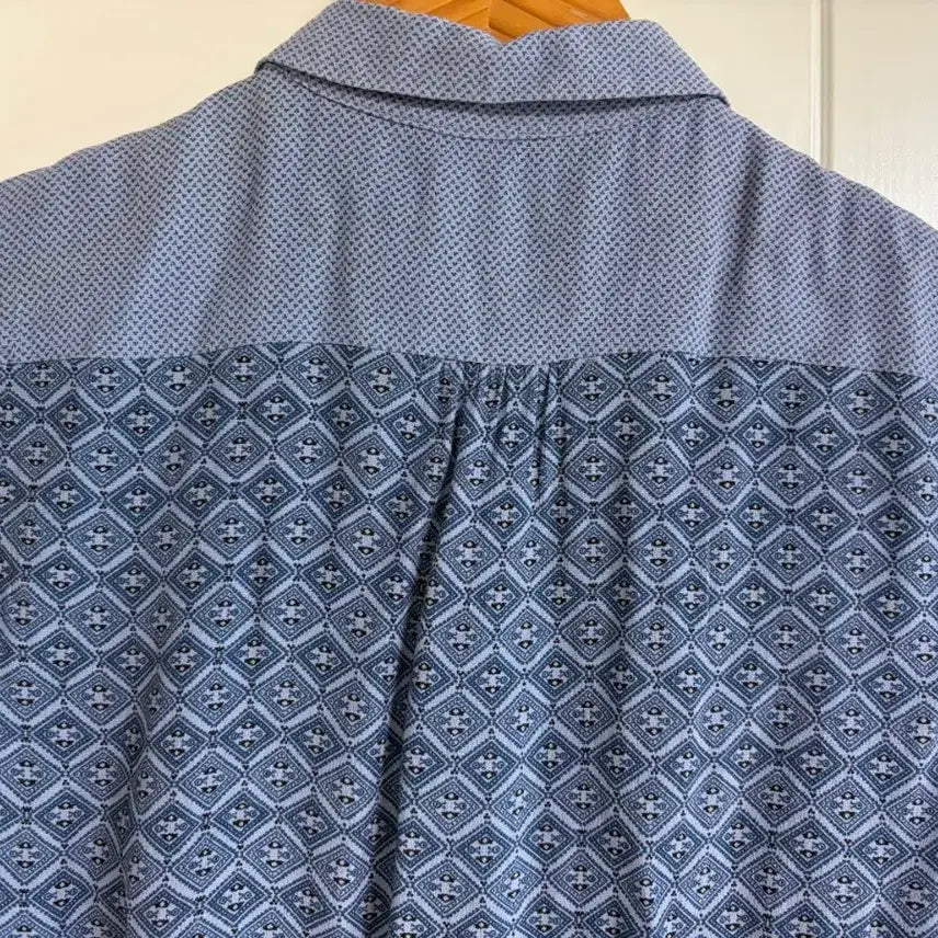 [BUNJANG] Vintage Blue Viscose Summer Blouse / (일본 수입 빈티지)나시 블라우스 셔츠 블루 비스코스 여름