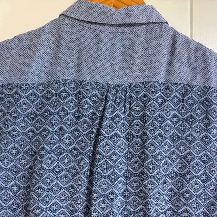 [BUNJANG] Vintage Blue Viscose Summer Blouse / (일본 수입 빈티지)나시 블라우스 셔츠 블루 비스코스 여름
