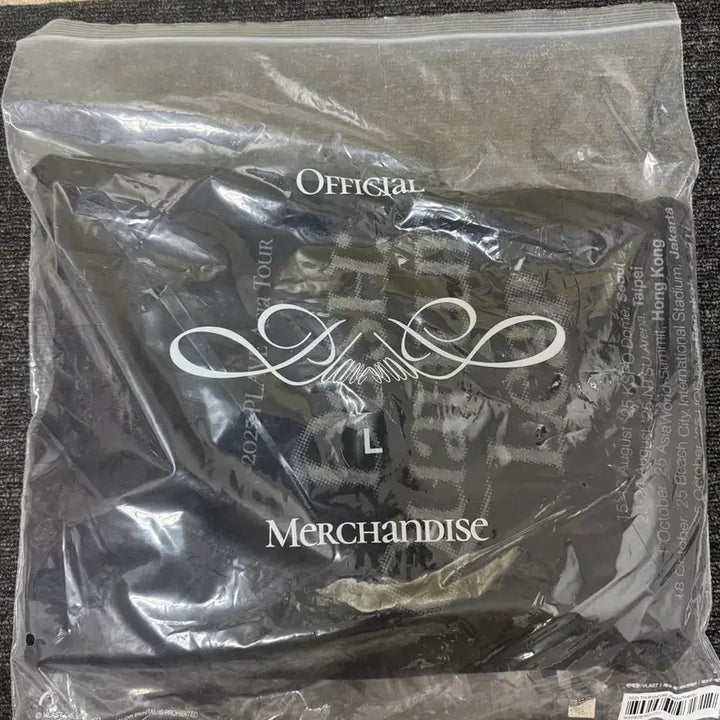 [BUNJANG] PLAVE 2025 Tour Sweatshirt (L) - Sealed / 미개봉) 플레이브 2025 투어 맨투맨L