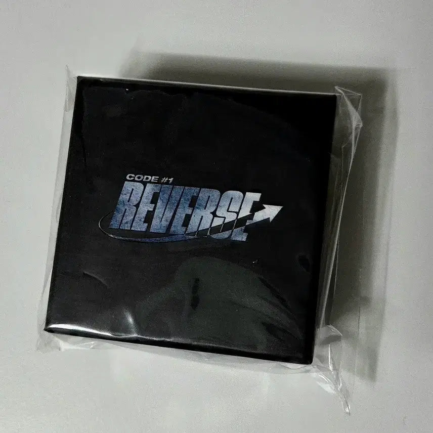 [BUNJANG] ONF Hyojin Reverse Concert Official Bracelet / (미개봉 새상품) 리버스콘 MD 팔찌 효진 / 온앤오프