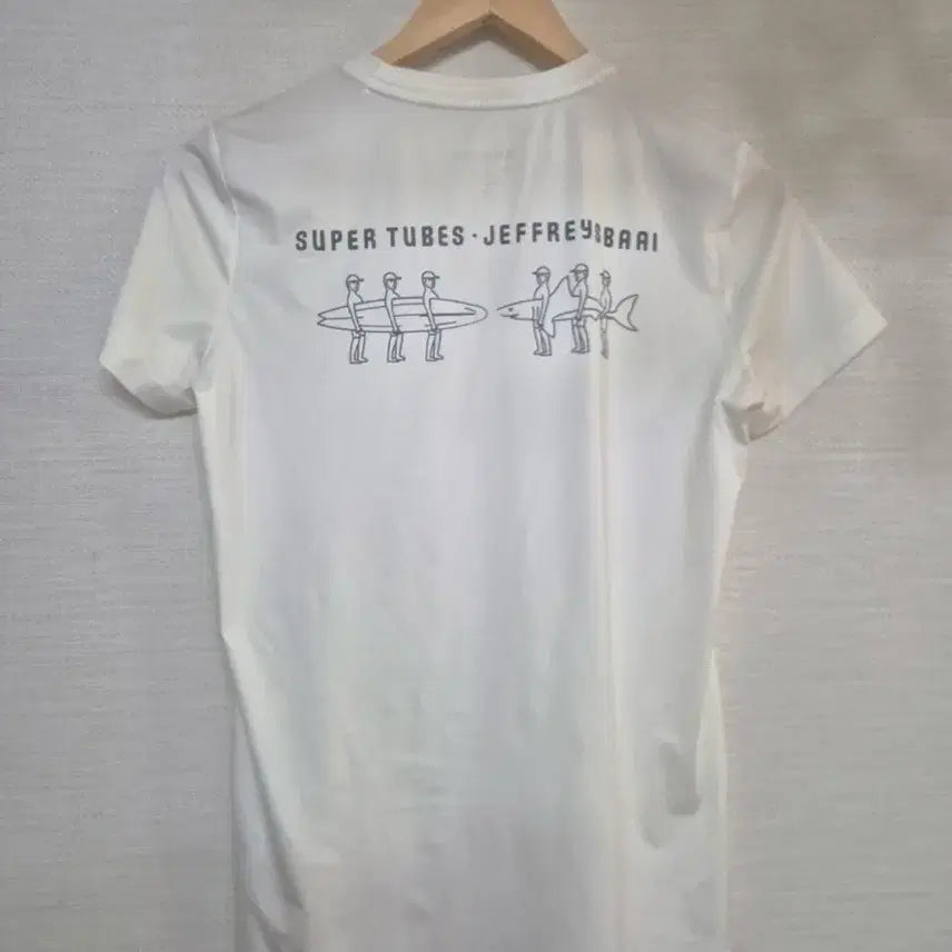 [BUNJANG] Discovery Expedition White Short Sleeve T-Shirt / 디스커버리 익스페디션 흰색 반팔 티셔츠
