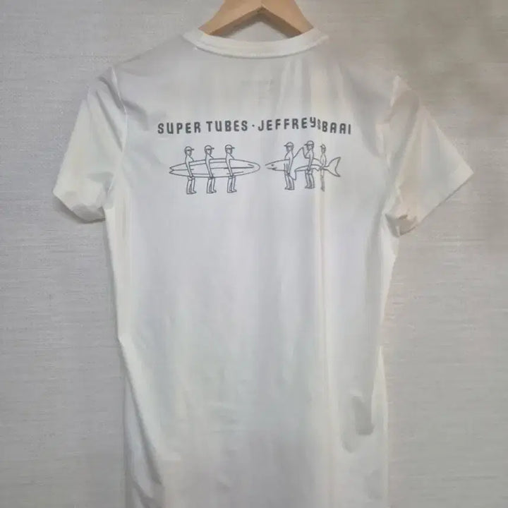 [BUNJANG] Discovery Expedition White Short Sleeve T-Shirt / 디스커버리 익스페디션 흰색 반팔 티셔츠