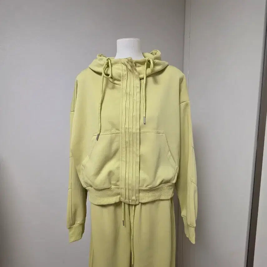 [BUNJANG] Pistachio Color Hoodie Training Set / 피스타치오 컬러 후드 트레이닝세트