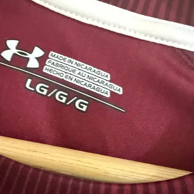 [BUNJANG] Under Armour Short Sleeve Check Performance T-Shirt Burgundy / 언더아머 반팔 체크 기능성 티셔츠 버건디