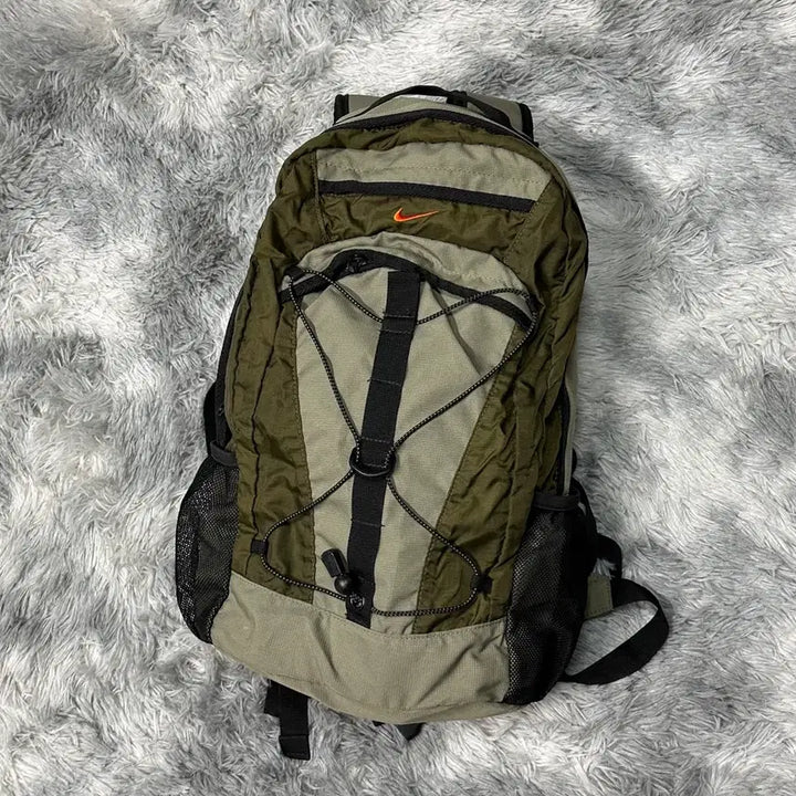 [BUNJANG] Nike Old School 00s Unique Backpack / 나이키 올드스쿨 유니크 백팩