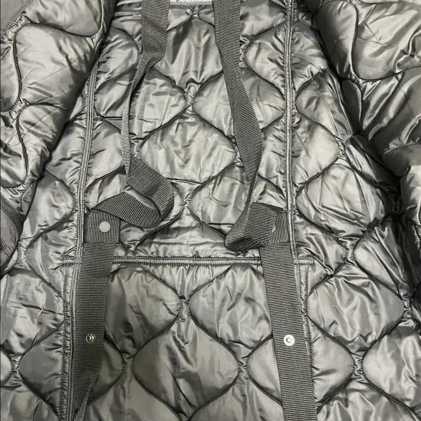 [BUNJANG] Andersson Bell Nordic Knitted Pocket Quilted Jumper / 앤더슨벨 노르딕 니티드 포켓 퀼티드 점퍼