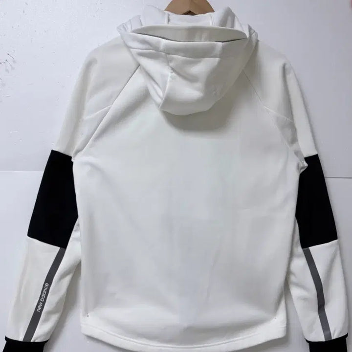 [BUNJANG] New Balance Hooded Zip-Up Jacket White 100 / 뉴발란스 후드 집업 화이트 100 데일리