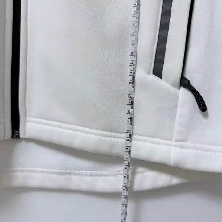 [BUNJANG] New Balance Hooded Zip-Up Jacket White 100 / 뉴발란스 후드 집업 화이트 100 데일리