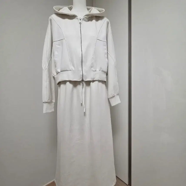 [BUNJANG] Ivory Hoodie Zip-up and Long Skirt Set / 아이보리 후드집업 롱 스커트 세트