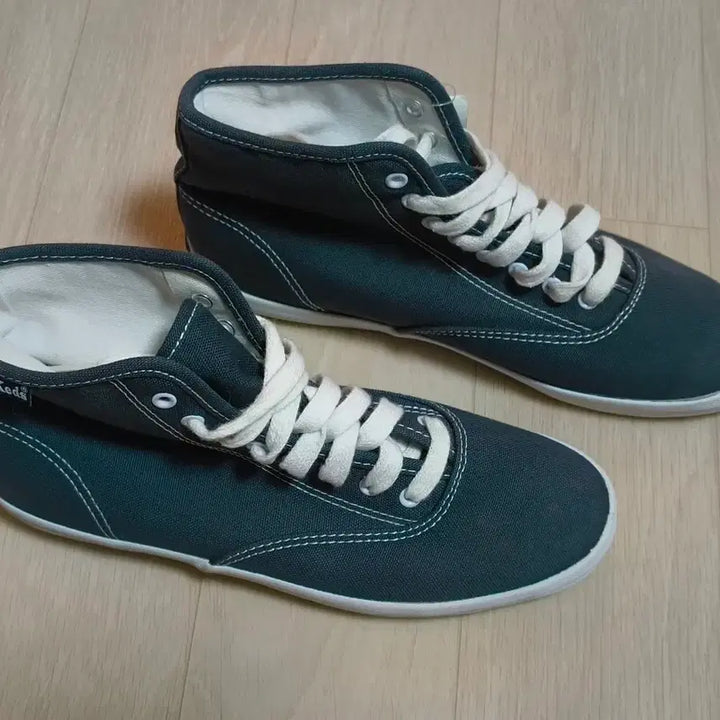 [BUNJANG] Keds Sneakers 230 Size - New / 케즈 스니커즈 230사이즈 새제품