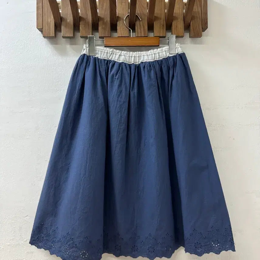 [BUNJANG] Vintage Punch Lace Flare Skirt / 일본빈티지 펀칭 레이스 플레어 밴딩 스커트