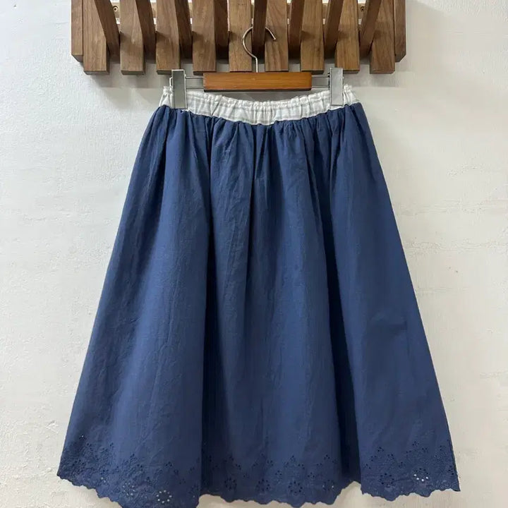[BUNJANG] Vintage Punch Lace Flare Skirt / 일본빈티지 펀칭 레이스 플레어 밴딩 스커트