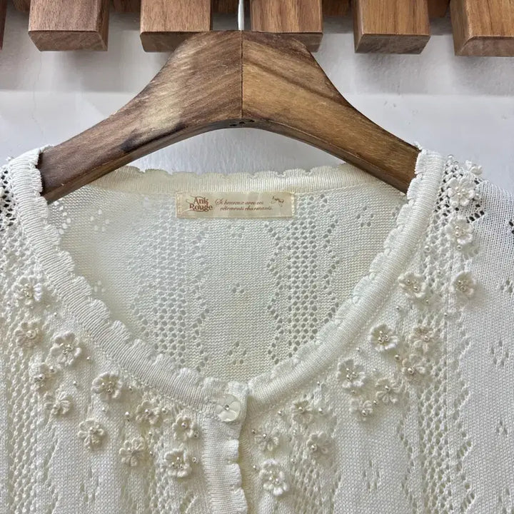 [BUNJANG] Ank Rouge Flower Embroidered Beaded Punching Knit Cardigan / 일본빈티지 Ank Rouge 앙크루즈 플라워 자수 비즈펀칭 니트 가디건