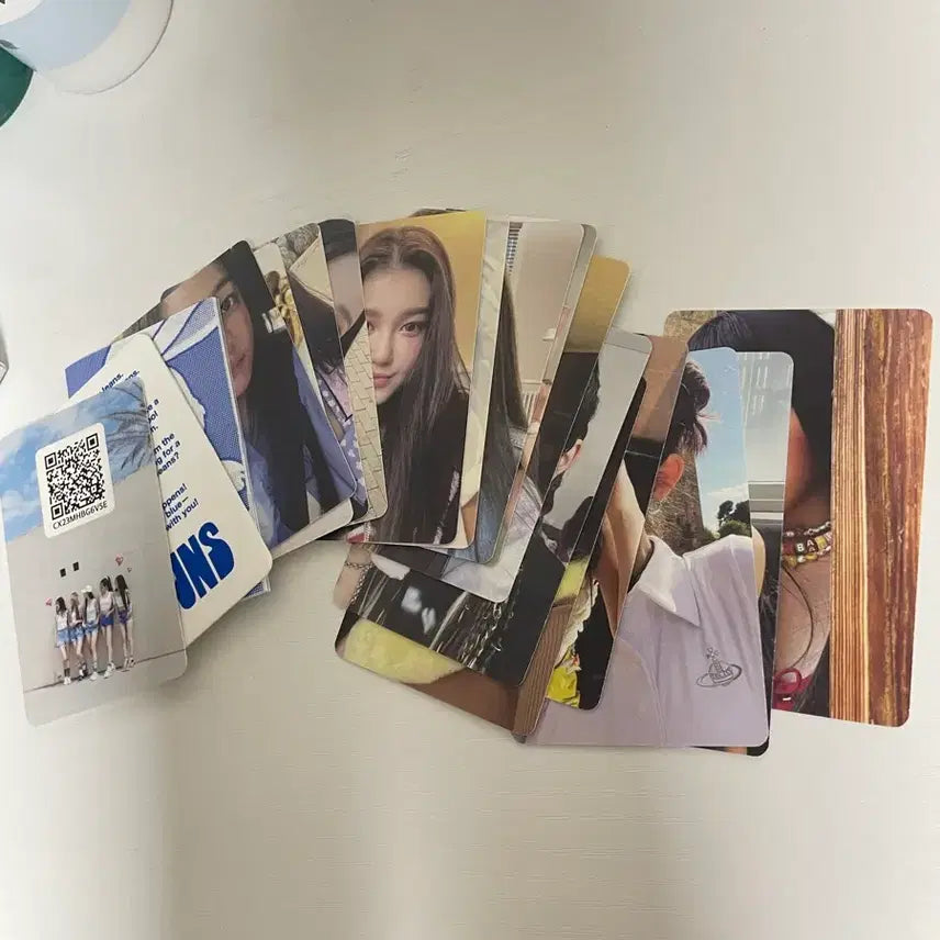 [SOLD OUT] 뉴진스 Get up 파우 퍼프걸 앨범 포카세트 일괄 판매