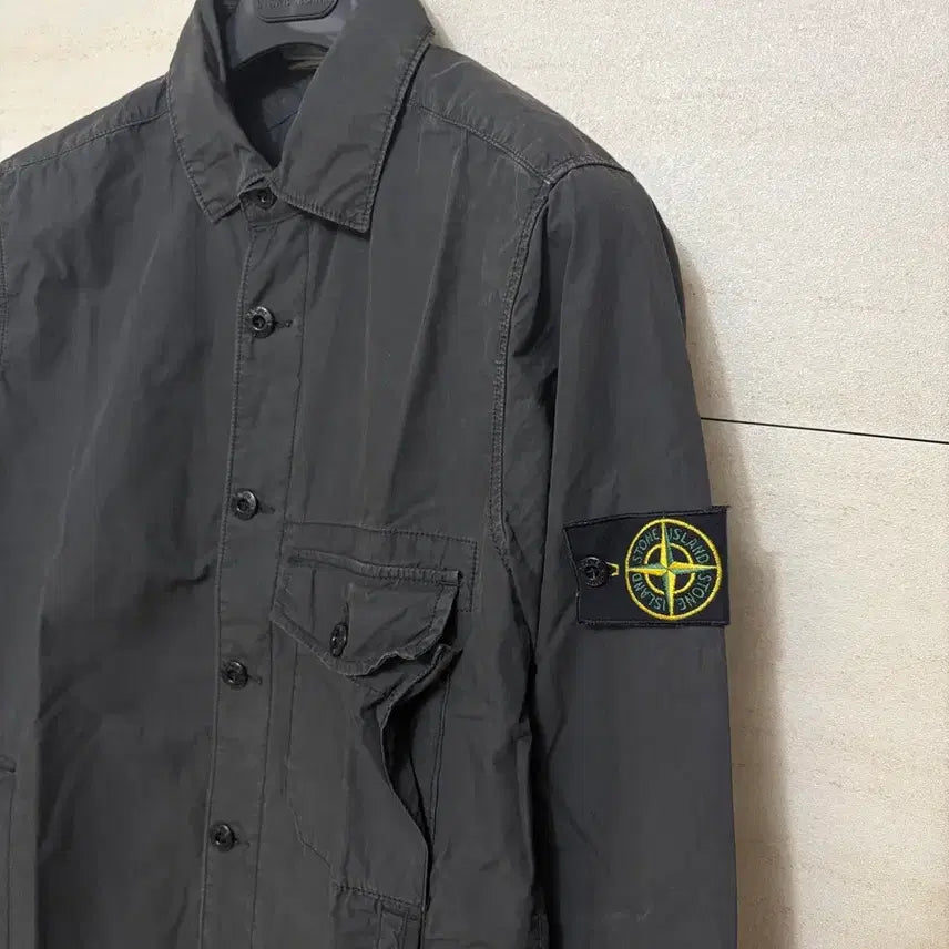 [BUNJANG] Stone Island Garment Dyed Overshirt (Dark Gray) / 스톤아일랜드 가먼트 다이드 오버셔츠 90