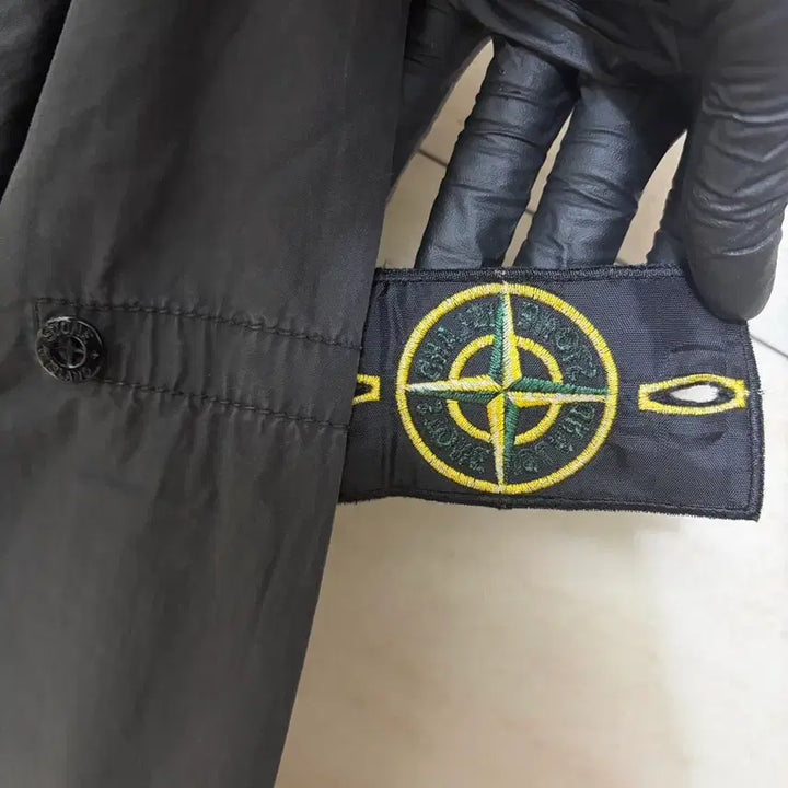 [BUNJANG] Stone Island Garment Dyed Overshirt (Dark Gray) / 스톤아일랜드 가먼트 다이드 오버셔츠 90