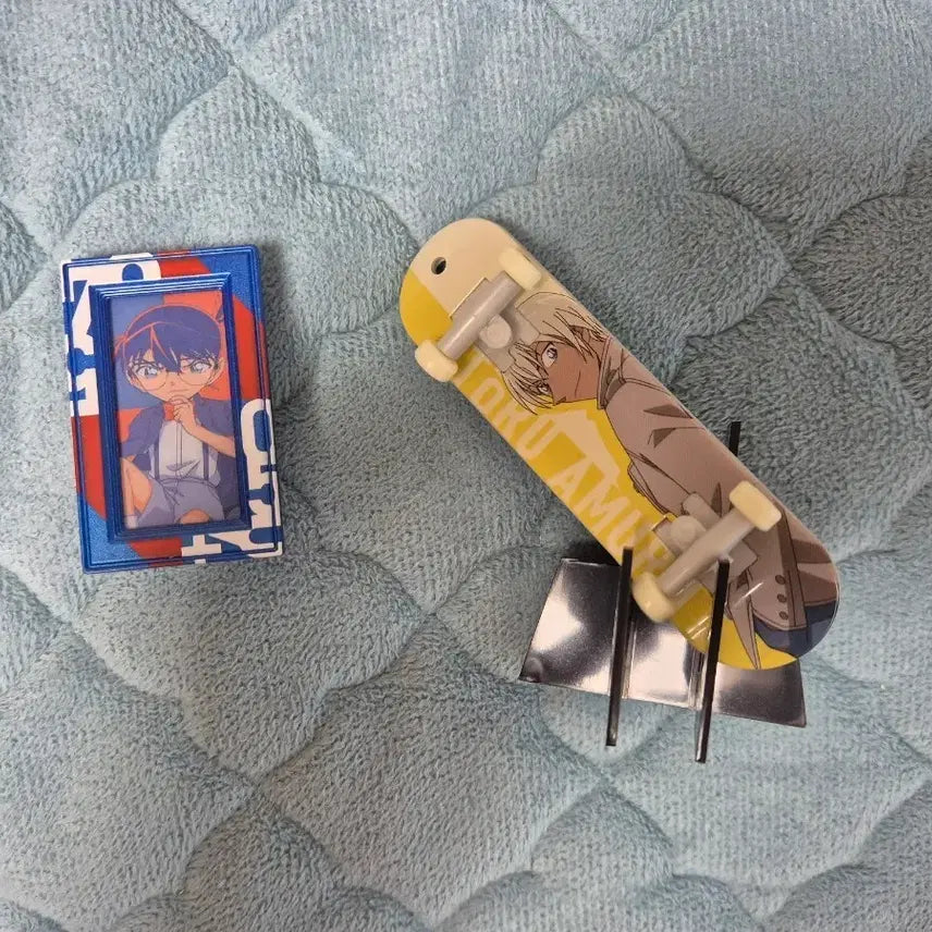 [BUNJANG] Detective Conan Mini Skateboard + Photo Frame / 명탐정 코난 미니 스케이트보드 + 사진 프레임