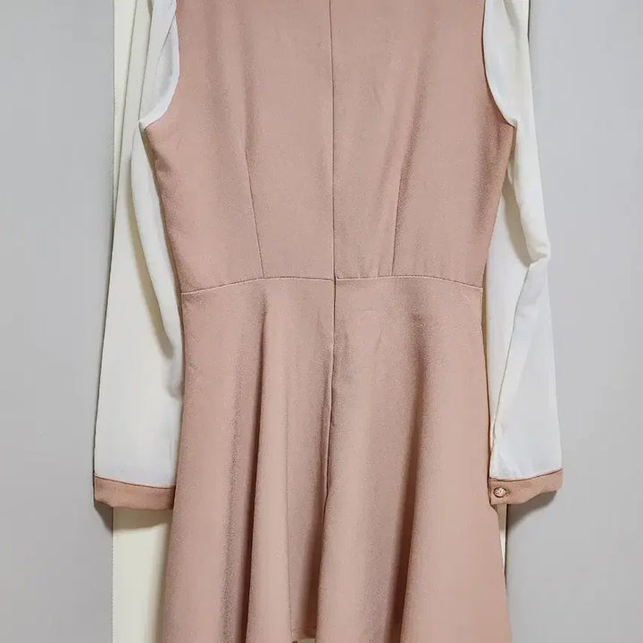 [BUNJANG] Embroidered Lace Collar Flare Dress / 자수 레이스 카라 플레어 원피스